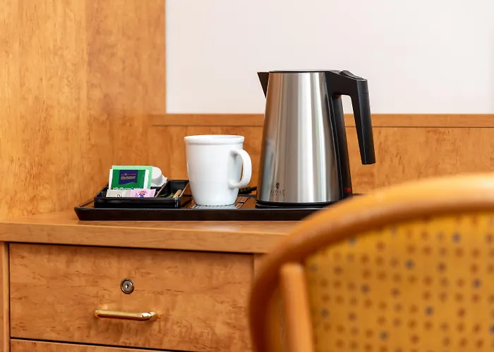 Academy Boardinghouse Hotel
